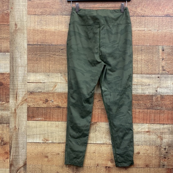 White Birch Green Camo Leggings medium - Picture 6 of 6